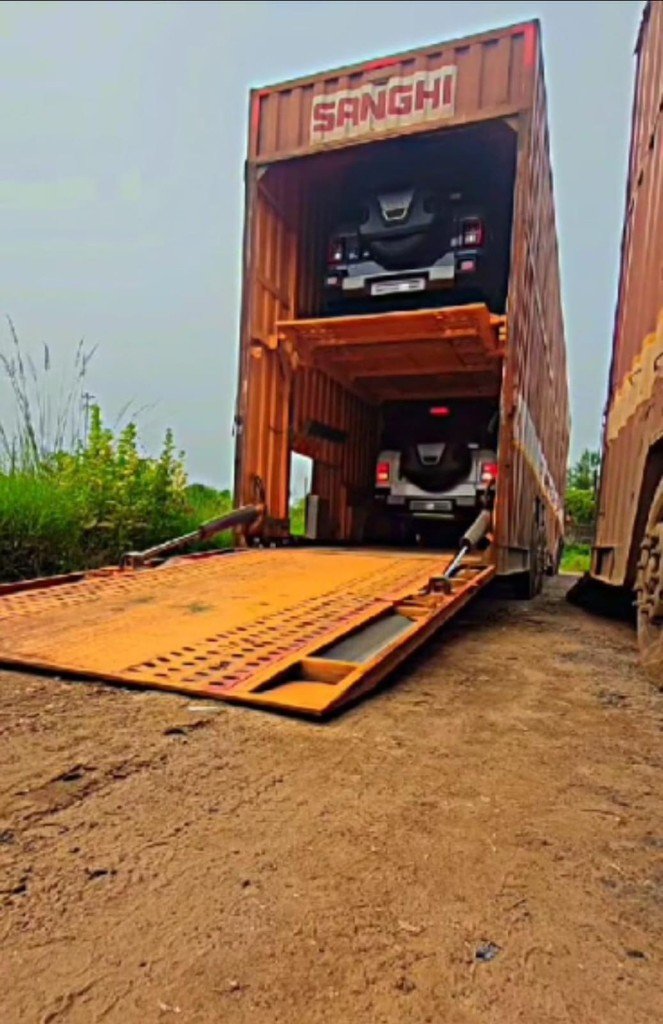 Car Carrier — SUV